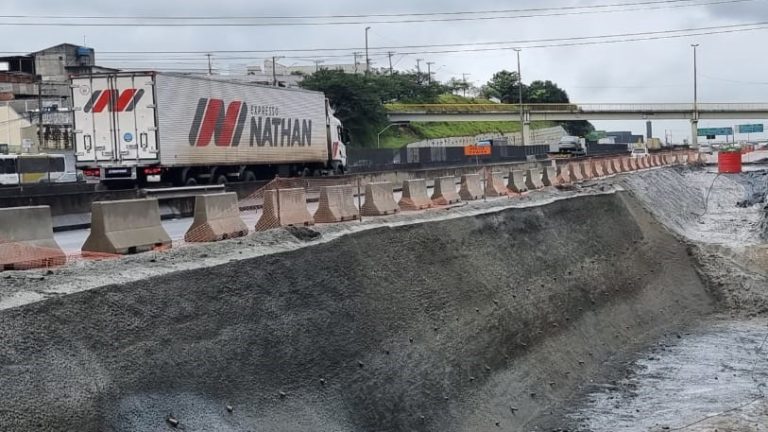 empresa-de-engenharia-grandes-obras-brape-Depois-Obra Emergencial - Presidente Dutra KM 214-600 - Guarulhos - SP - CCR Nova